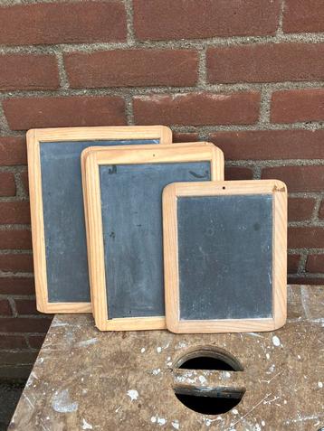 Leuke set schrijfleitjes beschikbaar voor biedingen