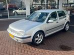 Volkswagen GOLF 2.0 5drs Sport Line Ecc / Lmv / TH NL-auto #, Electronic Stability Program (ESP), Gebruikt, 4 cilinders, 1984 cc
