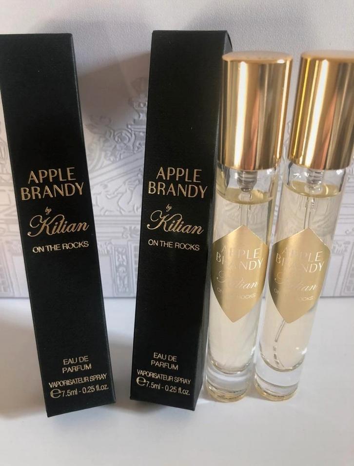 NU €30 ‼️ Apple Brandy On The Rocks by Kilian 7,5 ml parfum, Sieraden, Tassen en Uiterlijk, Uiterlijk | Parfum, Ophalen of Verzenden