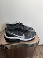 Nike Air Max Flyknit racer maat 45 *used*, Zwart, Nike, Ophalen of Verzenden, Sneakers of Gympen
