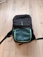 Kuikma l: Isotherme Padel Rugzak 30L met laptop vak, 25 tot 40 cm, Ophalen of Verzenden, Zo goed als nieuw, Overige merken