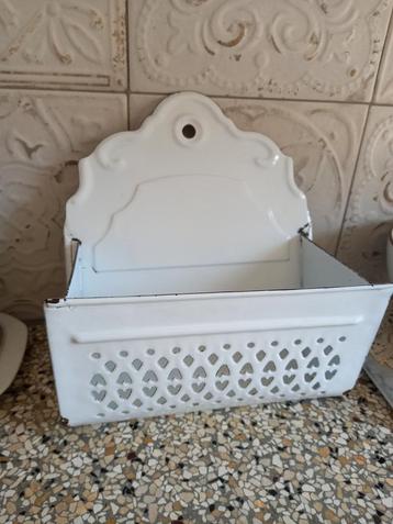 Emaille ophangbak/keukenhulp wit  beschikbaar voor biedingen