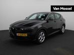 Alfa Romeo Tonale 1.5T Hybrid Sprint | Navigatie | Parkeerse, Stof, Gebruikt, 4 cilinders, Zwart