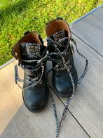 Zwarte leren kinderlaarsjes Develab maat 25, Kinderen en Baby's, Kinderkleding | Schoenen en Sokken, Schoenen, Ophalen of Verzenden