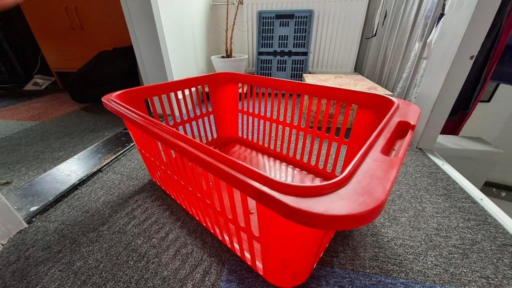 Wasmand, Ophalen, Zo goed als nieuw, Rood, Overige typen
