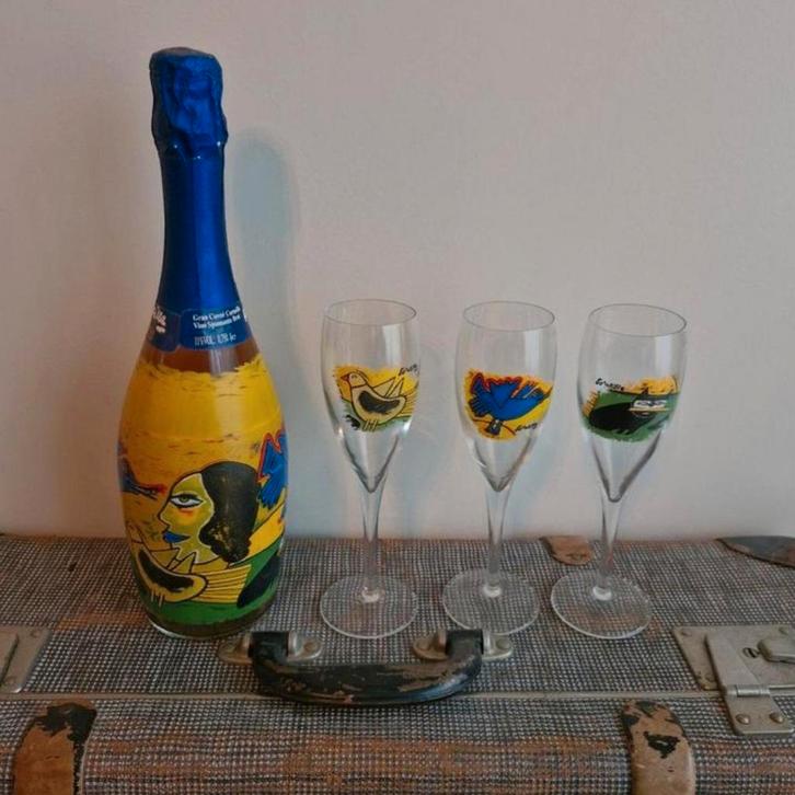 Corneille champagnefles +3 kristallen glazen, Antiek en Kunst, Curiosa en Brocante, Ophalen of Verzenden