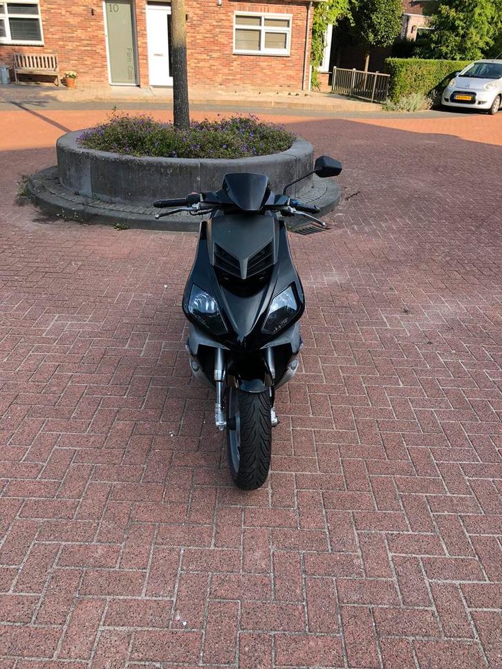 Derbi GP1 50 – 2-takt watergekoeld, Fietsen en Brommers, Brommers | Derbi, Zo goed als nieuw, Ophalen of Verzenden