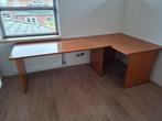 Hoekbureau - Praktisch en ruim + bureaustoel, Ophalen, In hoogte verstelbaar, Gebruikt, Bureau
