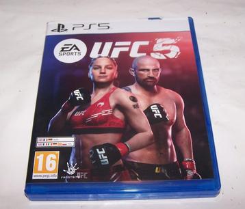UFC 5- Playstation 5 game met boekje. Nieuwstaat. beschikbaar voor biedingen