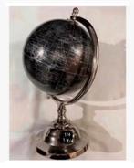 Grote zwarte wereldbol 34 cm hg. diameter 20 cm metal voet, Antiek en Kunst, Ophalen of Verzenden