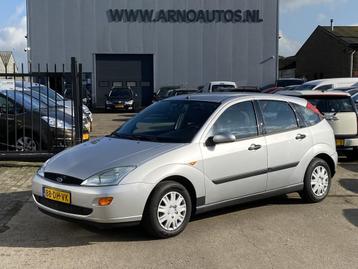 Ford Focus 1.6-16V Trend 5-DEURS, AIRCO, RECENT NIEUWE DISTR beschikbaar voor biedingen