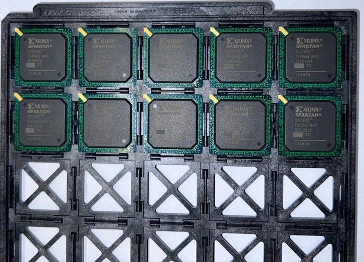 10 stuks Xilinx XC2S400E-7FG456 FPGAs, Hobby en Vrije tijd, Elektronica-componenten, Nieuw, Ophalen of Verzenden