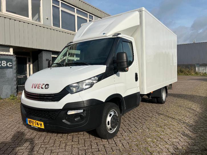 Iveco Daily bakwagen | 35C12 | Automaat | Laadklep | Lage KM, Auto's, Bestelauto's, Bedrijf, Iveco, Diesel, Euro 6, Automaat, Geïmporteerd