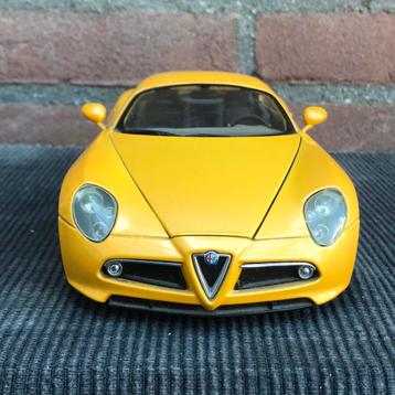 1:18 ALFA ROMEO 8C COMPETIZIONE GIALLO METALLICA …… 25,- beschikbaar voor biedingen
