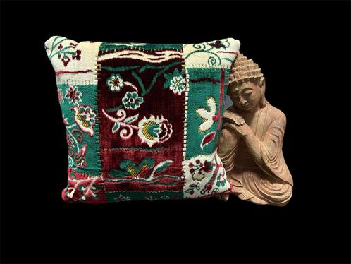 Kussentje - kussen 43x43 cm -  handgemaakt van turks tapijt, Huis en Inrichting, Woonaccessoires | Kussens, Nieuw, Rood, Vierkant