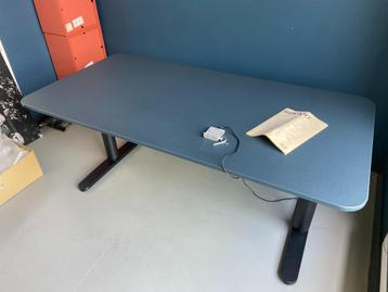 Bekant Ikea zit-stabureau elektrisch blauw/zwart 160x80 beschikbaar voor biedingen