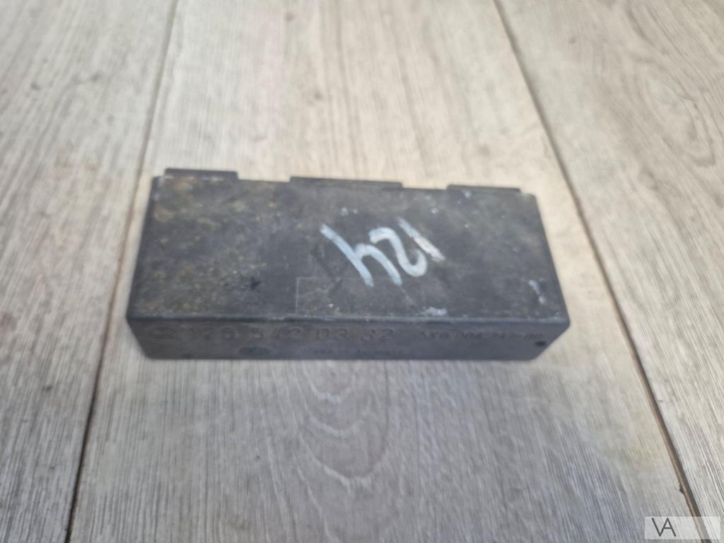 Mercedes E W124  S W126 module relais verlichting 1265420332, Gebruikt, -, Ophalen of Verzenden, -