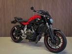Yamaha MT-07 - 2014 - Akrapovic - Nieuwe achterband, Sportuitlaat, Bedrijf, Naked bike