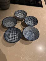 5x Blauw Wit Schaaltjes Tokyo Design Studio, Huis en Inrichting, Ophalen, Keramiek, Zo goed als nieuw, Kom(men)
