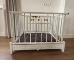 Witte vintage box met koeka boxkleed en opbergzak, Kinderen en Baby's, Boxen, Ophalen, Zo goed als nieuw, Boxkleed