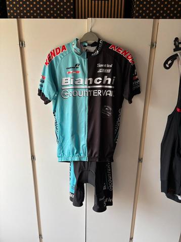 🚴‍♂️Bianchi Wielerkleding Set broek met goede zeem + shirt beschikbaar voor biedingen