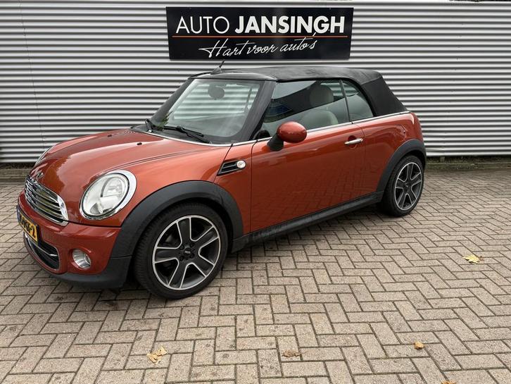 MINI Cabrio 1.6 Cooper Chili Automaat! | Stoelverwarming | L, Auto's, Mini, Bedrijf, Te koop, Cabrio, ABS, Airbags, Airconditioning