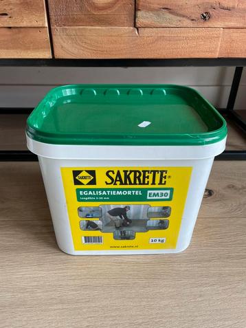 Sakrete egaline mortel beschikbaar voor biedingen