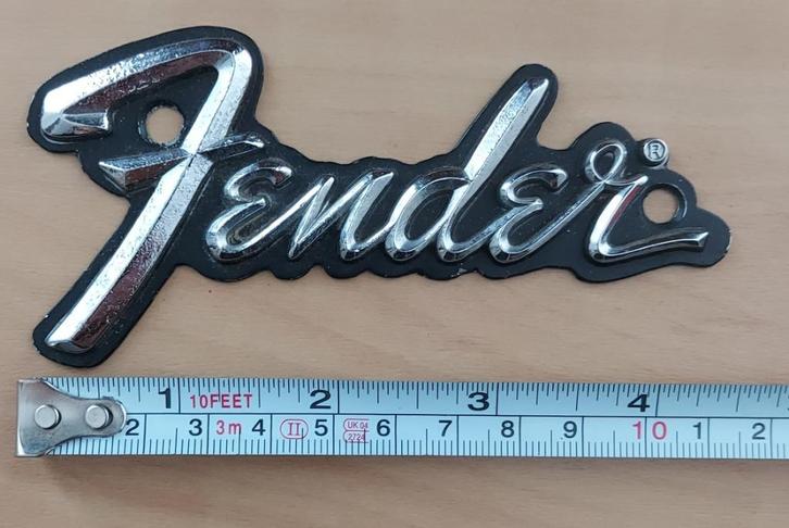 Fender Amplifier Logo Badge 70's Vintage, Muziek en Instrumenten, Overige Muziek en Instrumenten, Zo goed als nieuw, Ophalen of Verzenden
