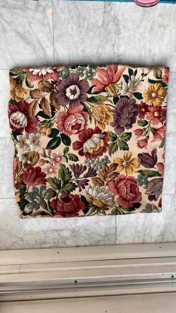 Prachtig kussensloop van: Sanderson beschikbaar voor biedingen