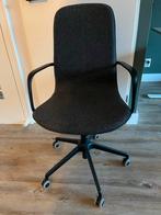 IKEA LÅNGFJÄLL Bureaustoel+vloerbeschermer-Zo goed als nieuw, Huis en Inrichting, Ophalen, Zwart, Zo goed als nieuw, Bureaustoel