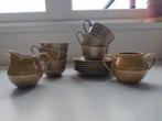 Vintage servies – bruin keramiek, compleet set, Antiek en Kunst, Antiek | Servies compleet, Ophalen of Verzenden