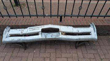 Oldsmobile Vista Cruiser 1966 Voorbumper beschikbaar voor biedingen