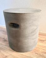 Woood Betonnen bijzet tafel, Ophalen, Minder dan 45 cm, Minder dan 55 cm, Gebruikt