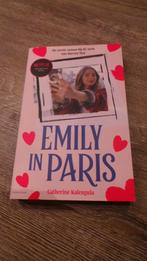 EMILY IN PARIS, Ophalen of Verzenden, Nieuw, Catherine Kalengula