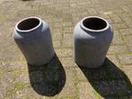 betonnen grijze grote potten 2 stuks, Tuin en Terras, Bloempotten, 25 tot 40 cm, Rond, Zo goed als nieuw, Ophalen