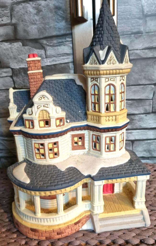 Dickensville Fortune Island Kersthuis - voor het kerstdorp, Diversen, Kerst, Gebruikt, Ophalen of Verzenden