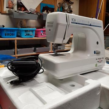 Marie Naaimachine - Werkt Prima! beschikbaar voor biedingen