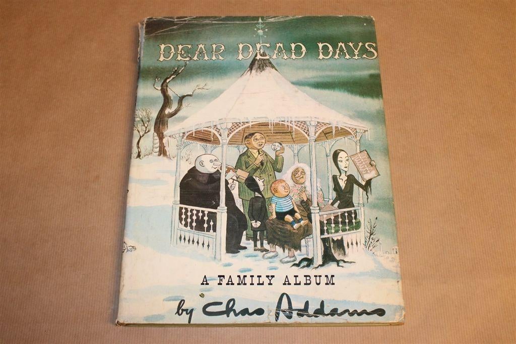 Charles Addams: De Addams Family [1959] — Een Familiealbum, Ophalen of Verzenden, Gelezen