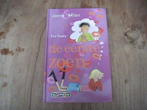 Jonna & Milan - de eerste zoen - ZGAN - dagboek / bh / liefd, Boeken, Kinderboeken | Jeugd | 10 tot 12 jaar, Zo goed als nieuw