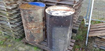 Drumvaten om vuurton van de maken te koop beschikbaar voor biedingen