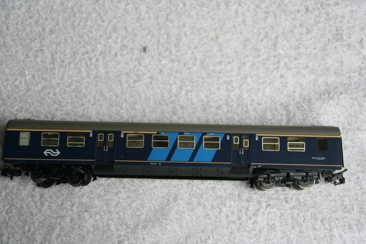 Märklin HO 4117 D-Rijtuig 1e klas NS met reclame banen (1-3), Hobby en Vrije tijd, Modeltreinen | H0, Zo goed als nieuw, Wagon