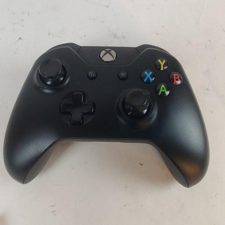 Xbox one controller || nu voor maar € 44.99, Spelcomputers en Games, Spelcomputers | Xbox | Accessoires, Zo goed als nieuw, Xbox One