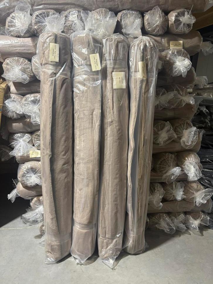 6 maten fluffy rabbit tapijt kleed nieuw tapijten SALE, Huis en Inrichting, Stoffering | Tapijten en Kleden, Nieuw, 150 tot 200 cm