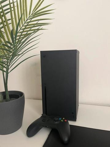Xbox series X met oplaadbaar batterypack en factuur beschikbaar voor biedingen