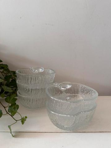 Set van 5 vintage glazen schaaltjes vorm appel beschikbaar voor biedingen