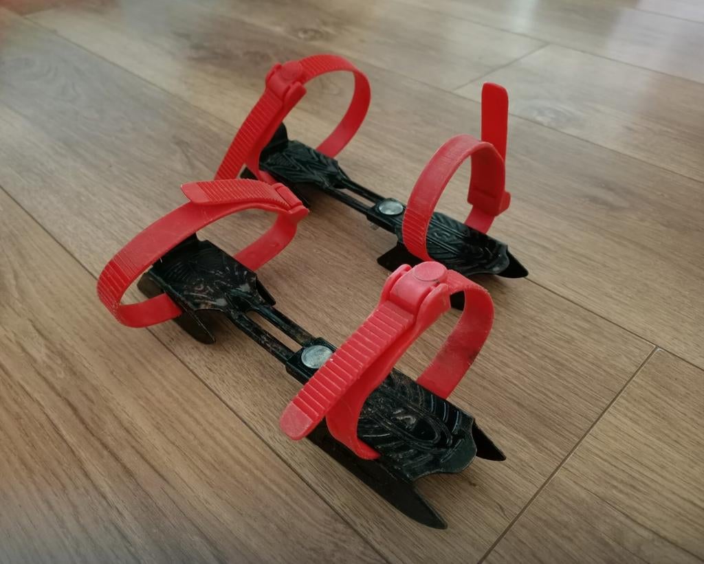 Verstelbare kinder schaatsen glij ijzers maat 25-34, Sport en Fitness, Schaatsen, Ophalen of Verzenden, Overige typen, Overige merken