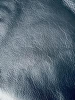 Navy blauw rundleer, Hobby en Vrije tijd, Stoffen en Lappen, Blauw, Leer of Kunstleer, 200 cm of meer, Ophalen of Verzenden