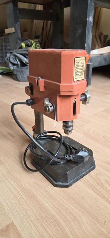 Tafelboormachine  beschikbaar voor biedingen