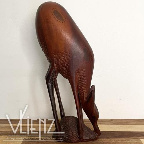 Groot vintage handgesneden houten hert, hinde, Verzamelen, Retro, Huis en Inrichting, Ophalen of Verzenden
