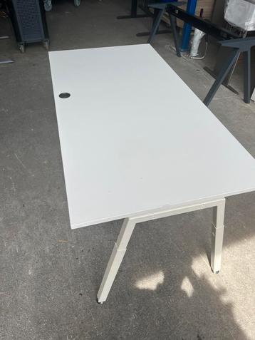 Samas bureau wit 160x80cm